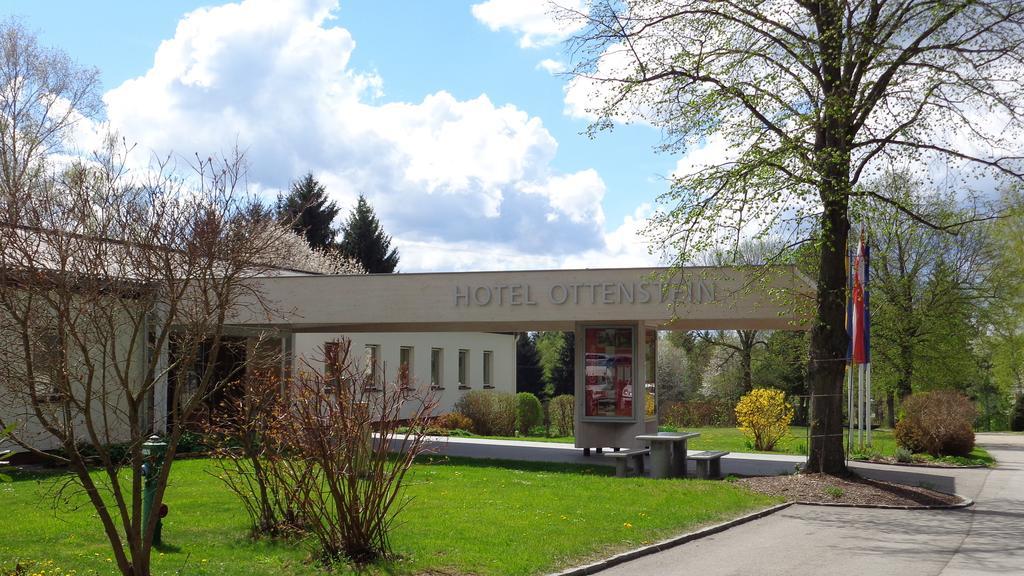 Hotel Ottenstein - Das Wohlfuehlhotel Rastenfeld Exteriör bild