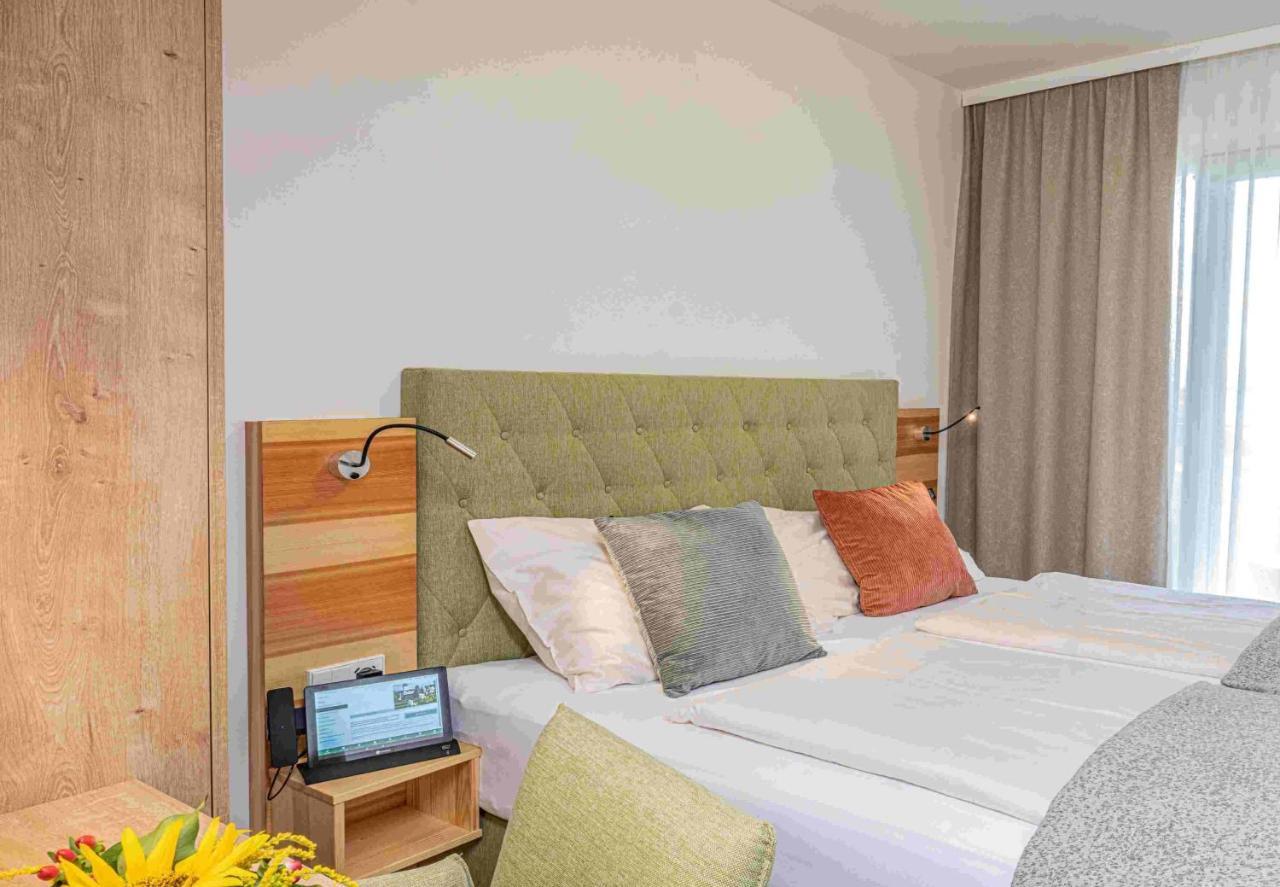 Hotel Ottenstein - Das Wohlfuehlhotel Rastenfeld Exteriör bild